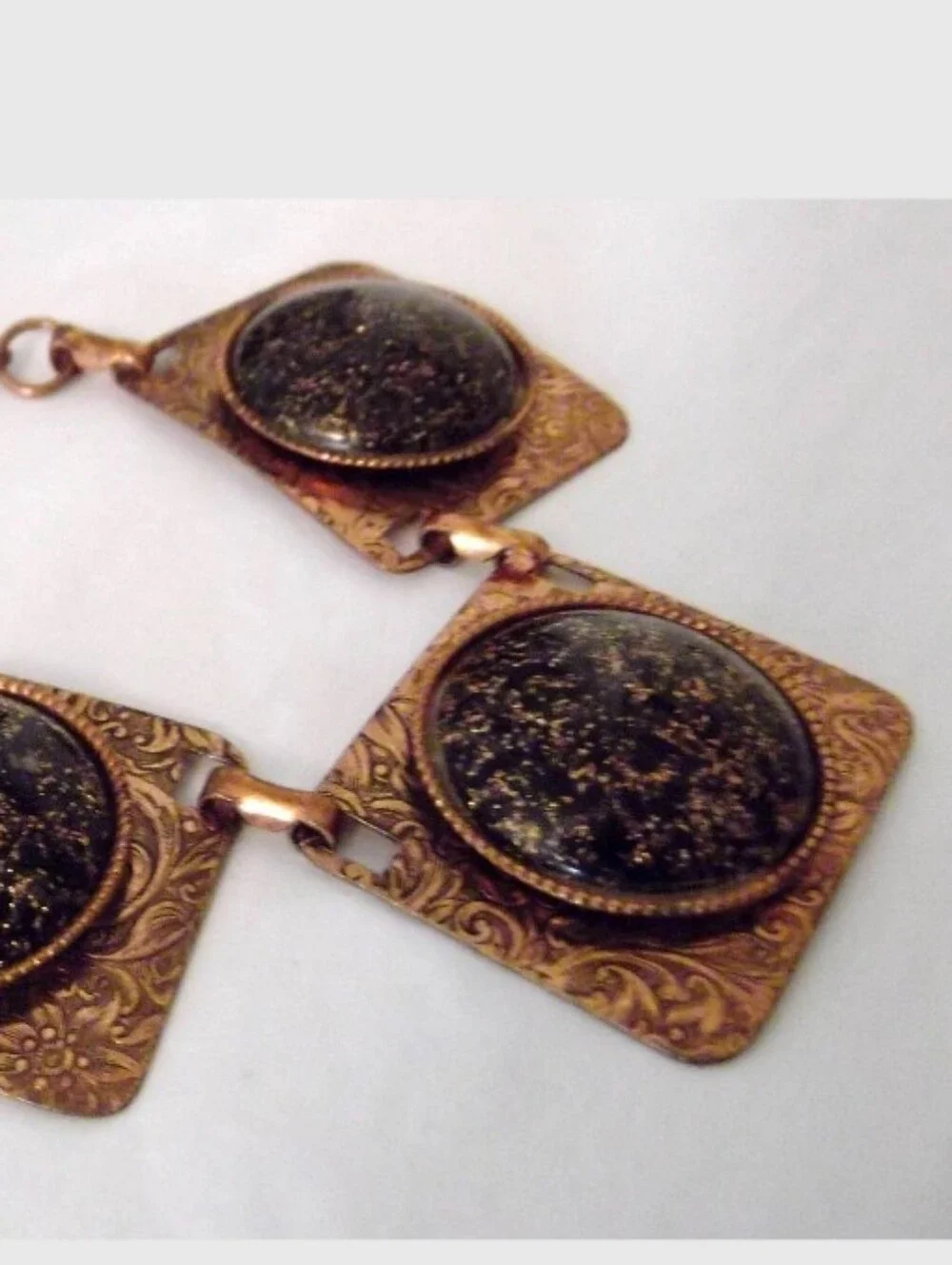 Vintage 50s 60s copper pannel confetti gold stone lucite bib Collar necklace